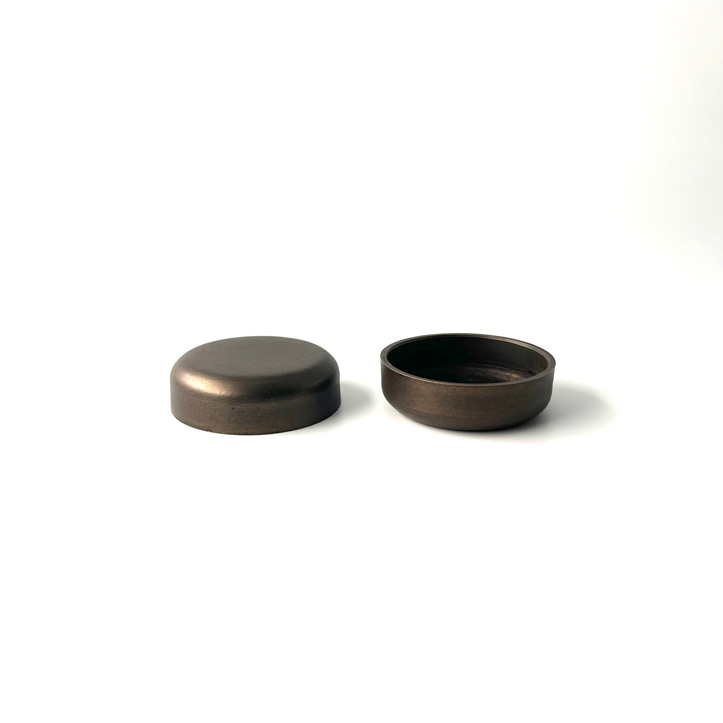 Furniture Coasters in Metal